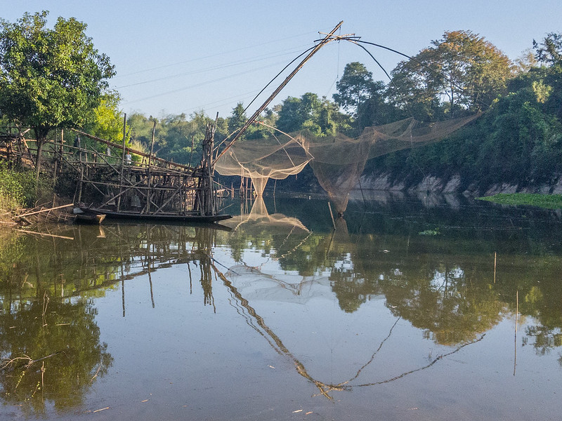Giant Fishing nets on the Pao River 6e