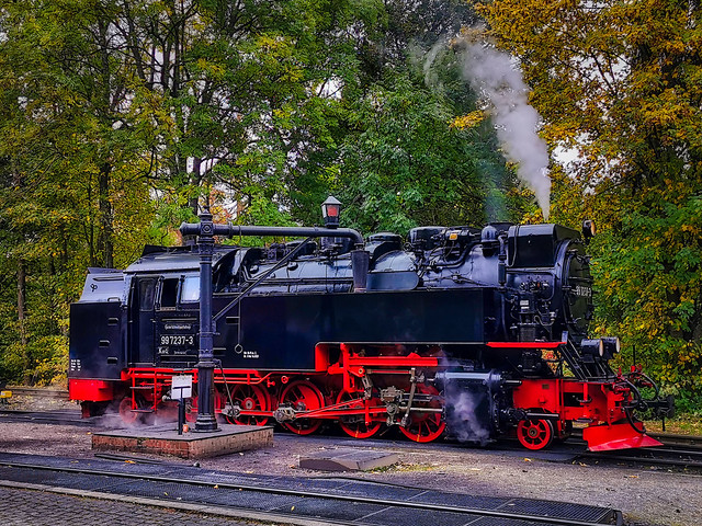 Drei Annen Hohne (Harz) - Bahnhof mit Dampflok 99 7237-3