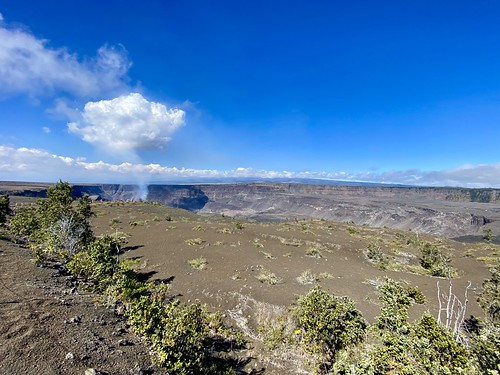 Smoke coming up from the Halema’uma’u Crater