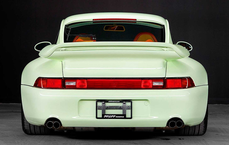 custom-1998-porsche-911-turbo-s-owned-by-prime-minister-of-kuwait-tail