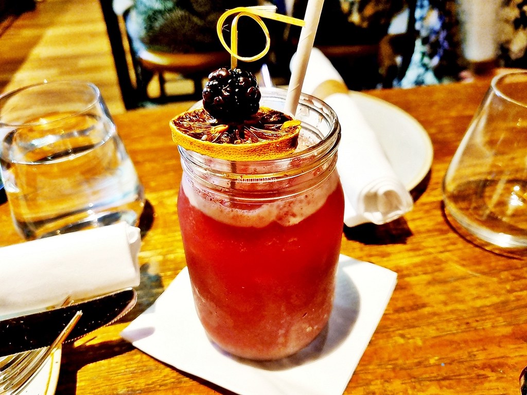 Cocktail Blackberry Bourbon Lemonade