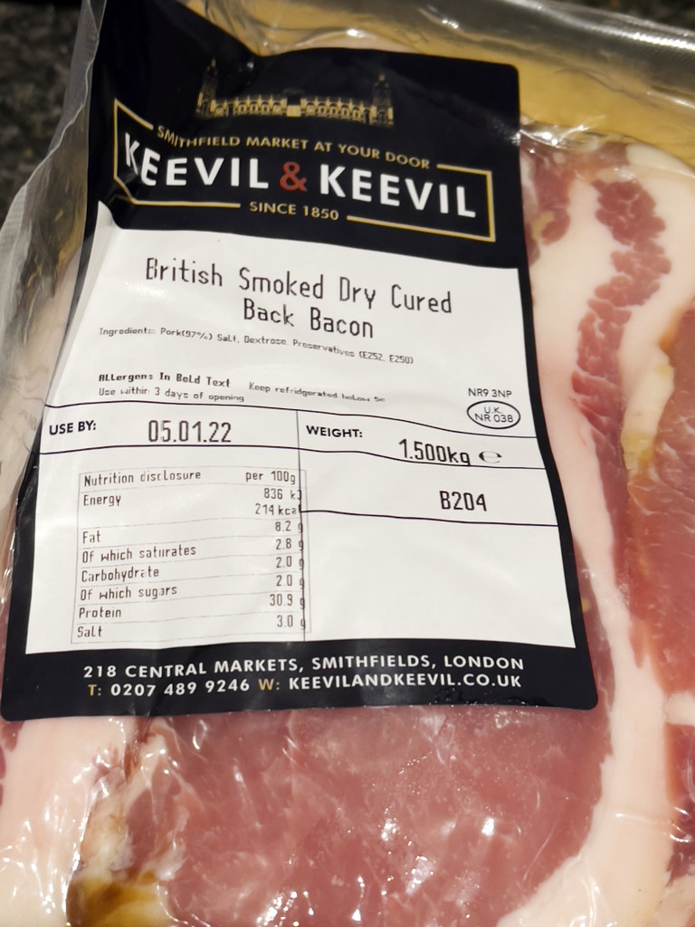 IMG_4132 London Smithfield Meat Market George Abraham Ltd Stall Products Keevil & Keevil British Smoked Dry Cured Back Bacon 97% Pork 1.5Kg for £10 each
