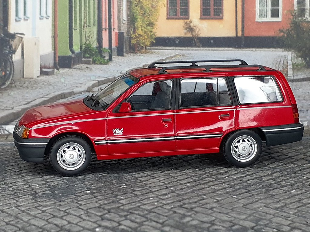 Opel Kadett E Caravan Club - 1989