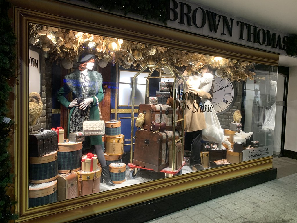 Brown Thomas Department Store, Limerick - Festive Window D…
