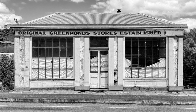 Green Ponds Stores