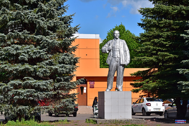 Lenin Monument Pravdinsk Правдинск Kaliningrad Oblast (c) Bernard Egger :: rumoto images 2918
