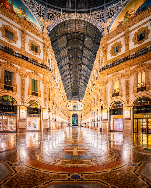 Galleria Vittorio Emanuele II in Milan | Italy
