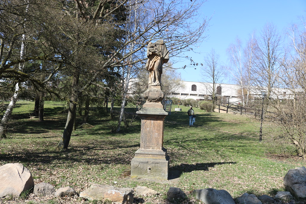 socha sv. Jana Nepomuckého v Chomutově