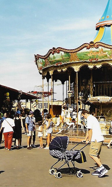 Barcelona, Plaça de Tibidabo, Parc d'atraccions Tibidabo, carousel
