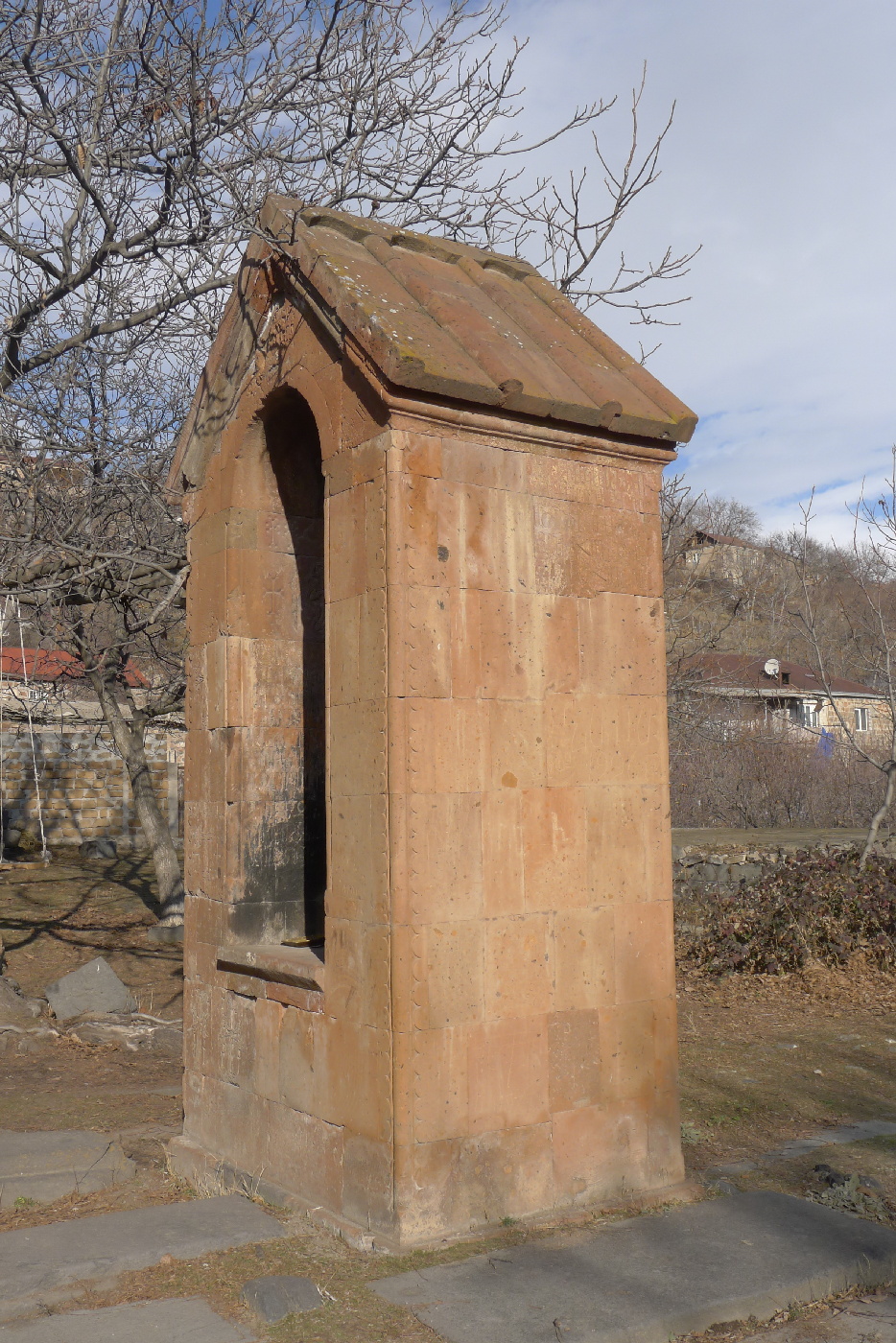 Армения: Гарни (“симфония камней”, церковь Маштоц Айрапет) P1340941