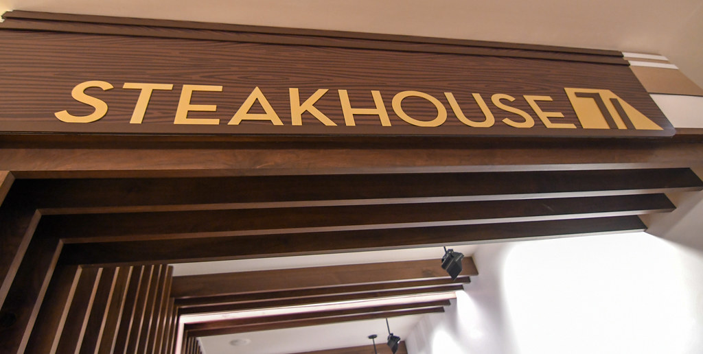 Steakhouse 71 sign