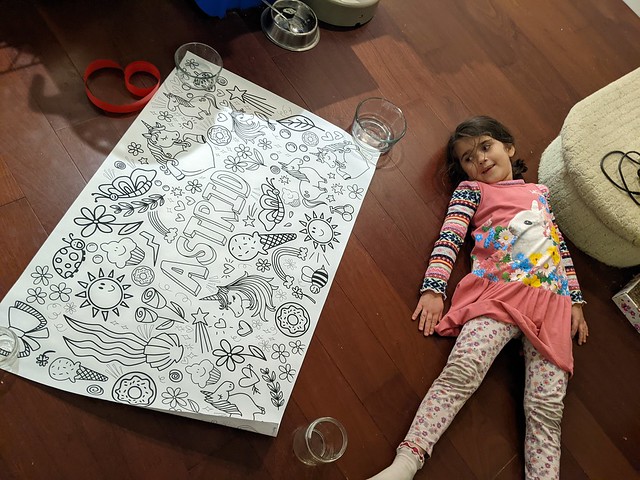 Giant Colouring