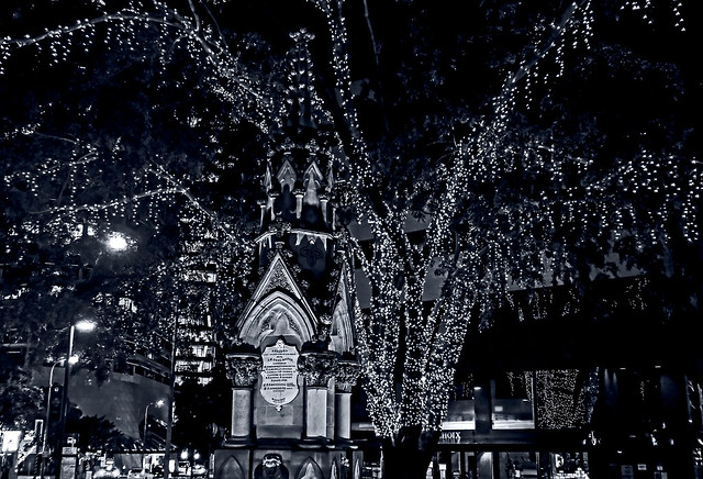 Christmas in B/W. Smile on Saturday. Mooney Memorial Fountain.