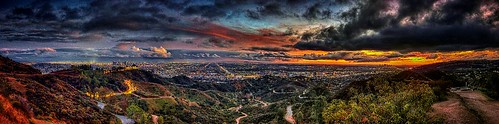 losangeles griffithpark griffith griffithobservatory observatory sky sunset california colors storm rain clouds pano panorama stitched dusk dtla hollywood hollywoodsign centurycity westside pacific