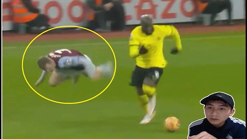 Romelu Lukaku Unstoppable Run Against Aston Villa won Chelsea a Penalty, Poor Matt Targett