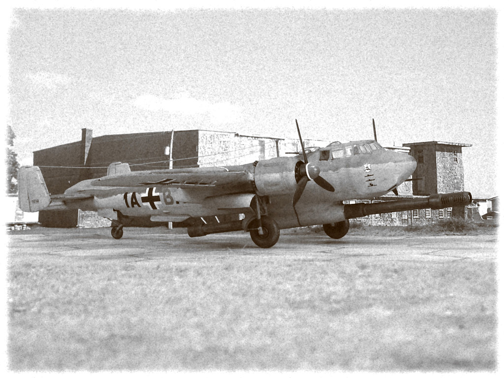 1:72 Dornier Do 217 F-0; aircraft “1A+BA” of the Deutsche Luftwaffe, Erprobungskommando (EKdo) 104 “Münchhausen” (assigned to KG 40 1. Gruppe beim Stab ); Bordeaux/Merignac (Western France), summer 1944 (What-if/kitbashing)