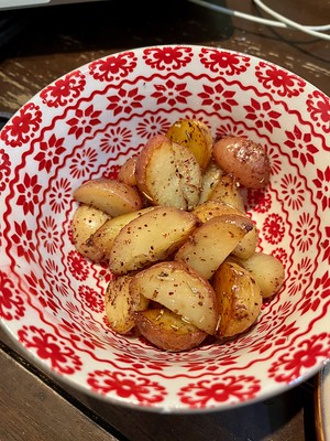 Shallow fried potatoes with sumac
