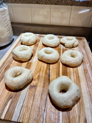 Formed bagels