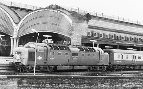 55009 British Rail, ’Alycidon’. ‘English Electric’ built diesel electric locomotive. on Dennis Basford’s railsroadsrunways.blogspot.co.uk’