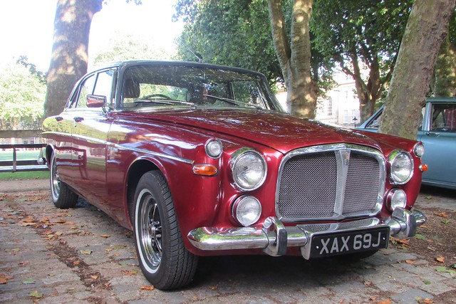 Rover 3.5 Litre Coupe XAX69J