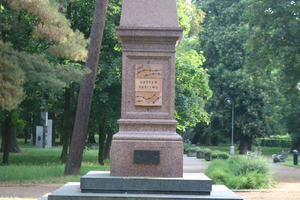 pomník obětem fašismu v Chomutově