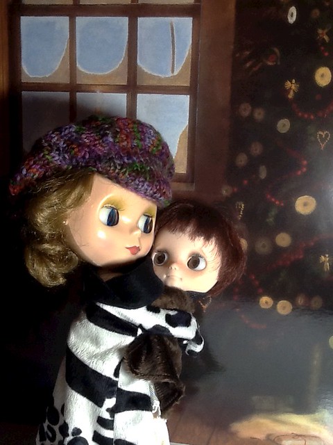 Blythe-a-Day January   1. Beneath the Mistletoe: Angel & Pammy