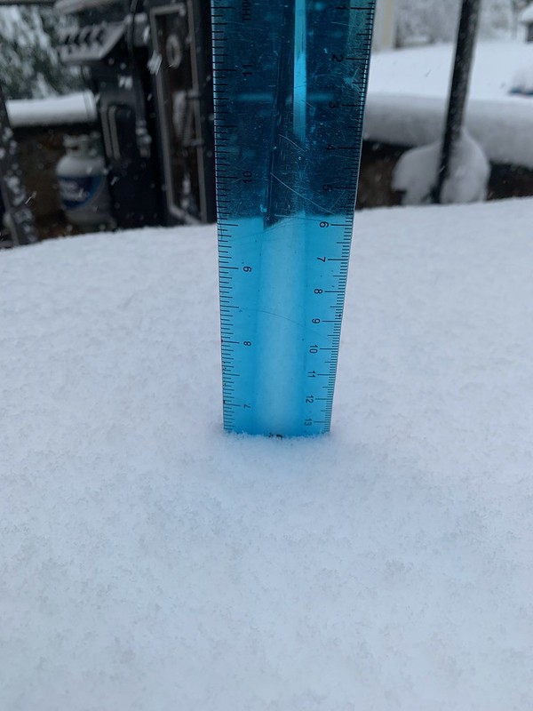 Burke, Va. snow accumulation as of 10 a.m. 1/3/2022