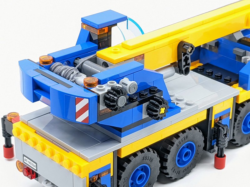 60324: LEGO City Mobile Crane Set Review