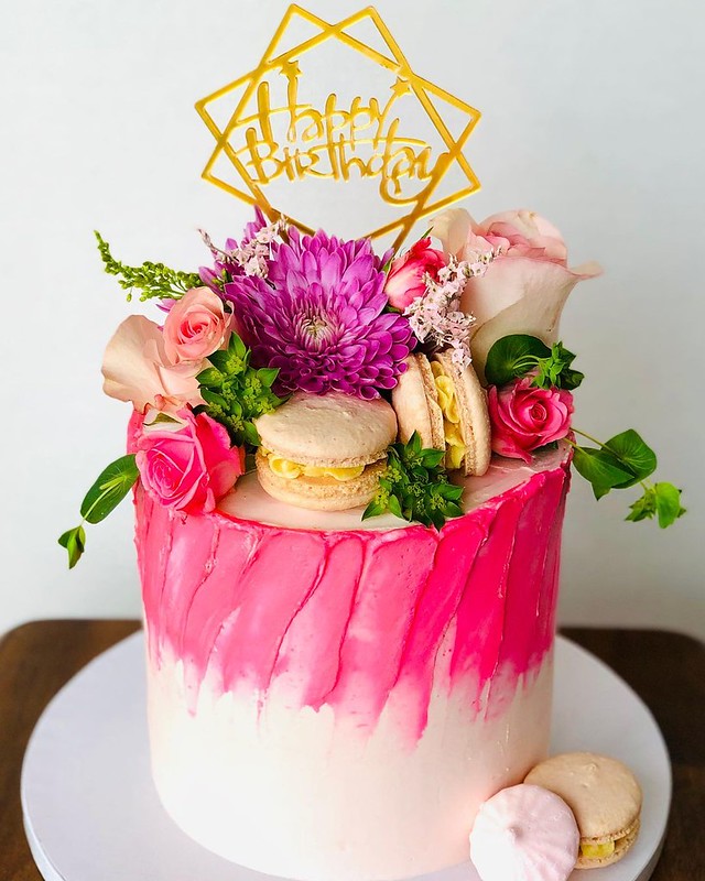 Cake by Lulu Cakes & Desserts