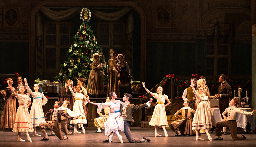 Artists of The Royal Ballet in The Nutcracker, The Royal Ballet ©2021 ROH. Photograph by Foteini Christofilopoulou