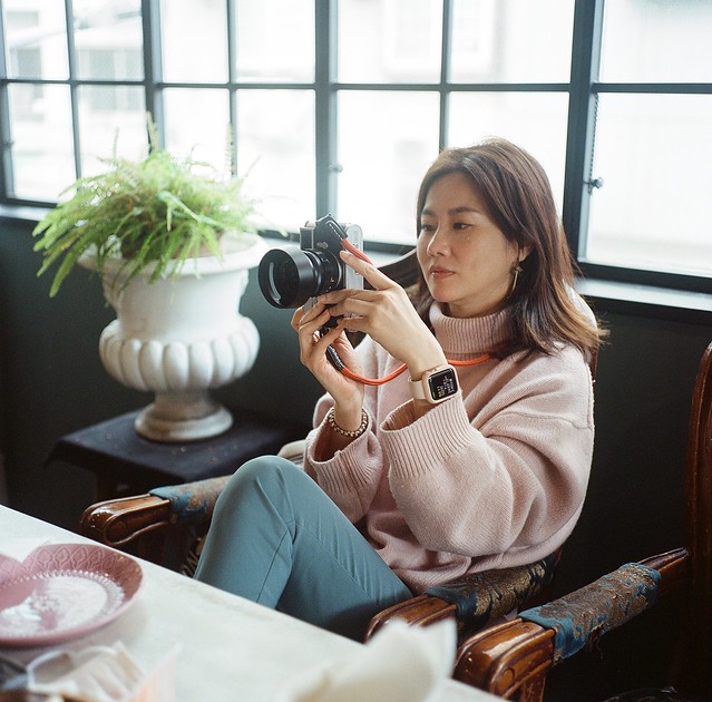 Lady with Leica