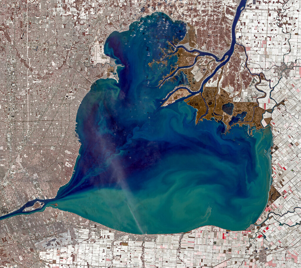 Lake St.Clair after snowstorms: a heart of water surrounded by snow