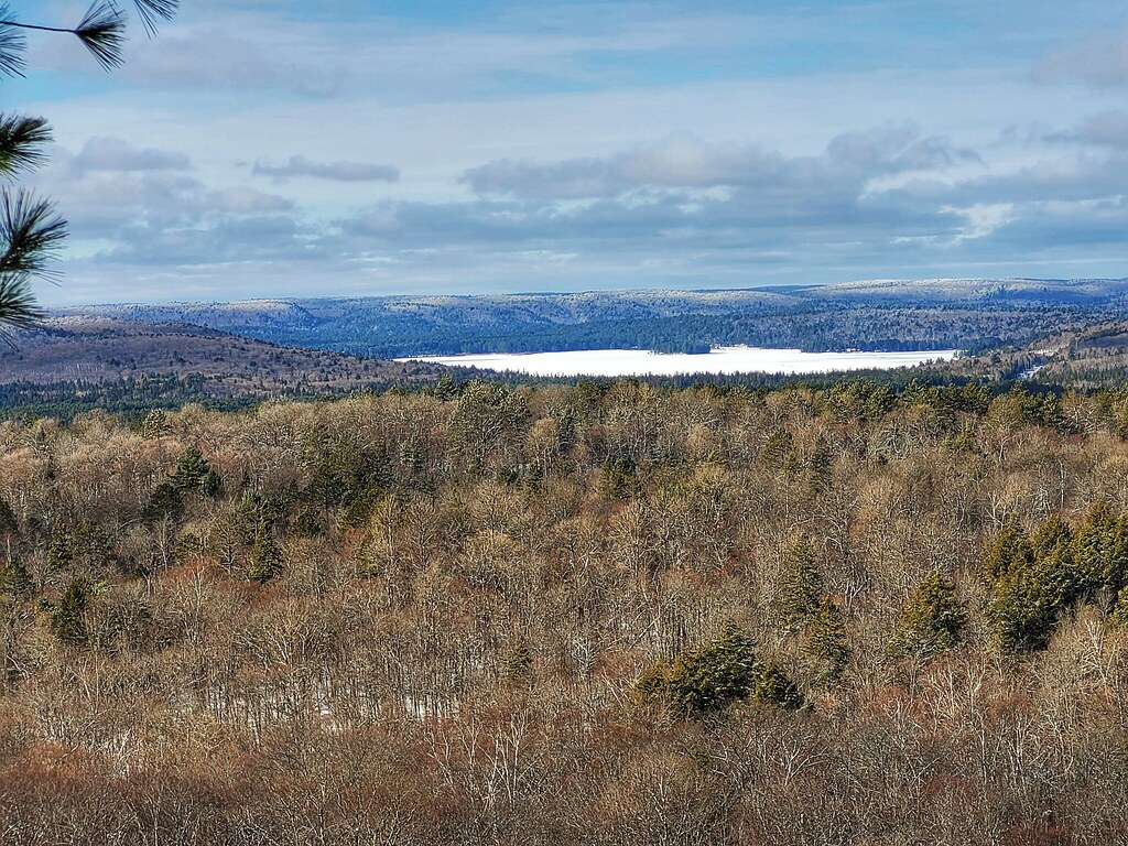 Centennial Ridges Trail, Algonquin Park, view of Lake of Two Rivers