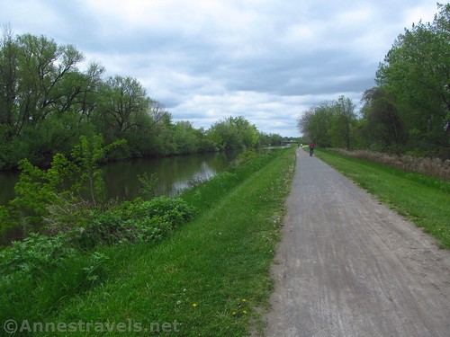 More rural Erie Canal Path near Spencerport, New York