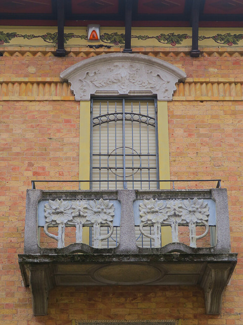 Maison de style Art Nouveau - Via Mancini , Turin