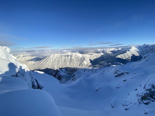 Top bowl of the Crooked Couloir