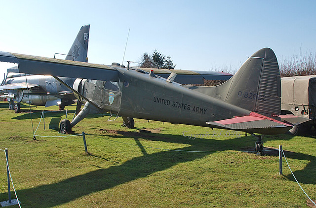 de-Havilland Canada DHC-2 / U-6A Beaver 58-2062 U.S. Army