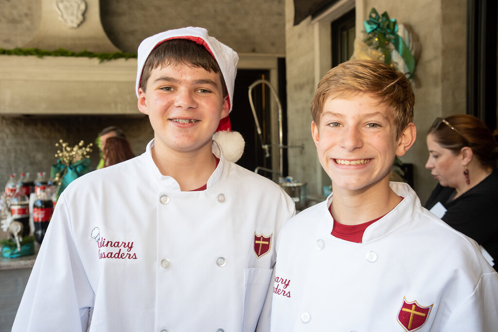 2021-12 Culinary Crusaders at Holiday Home Tour