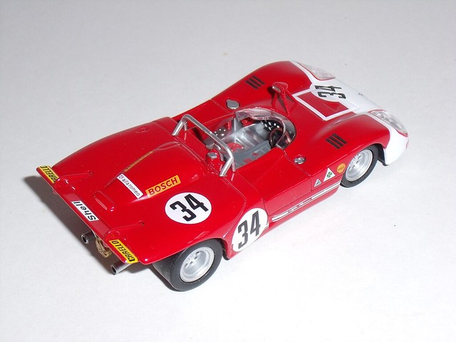 Alfa Romeo Tipo 33/3 12 heures de Sebring 1971 #34 Andrea de Adamich / Henri Pescarolo (Metro 1/43)