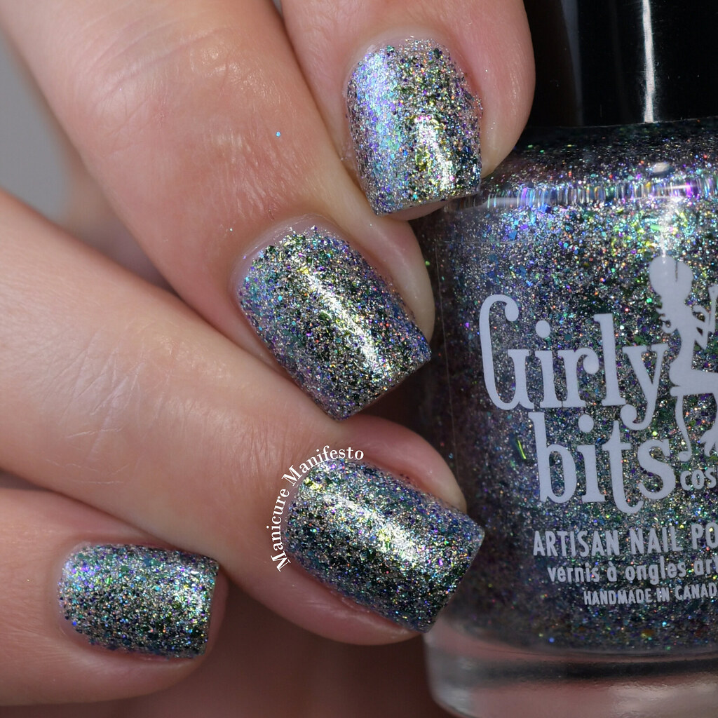 Girly Bits Bling On The Season review