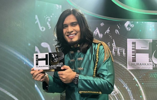 Tahniah! Shahir Zawawi Juara Pertama Hijrahkan Laguku Bawa Pulang Wang Tunai Rm100,000