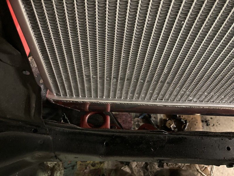 [Image: AEU86 AE86 - Alu thick core radiator fitment]