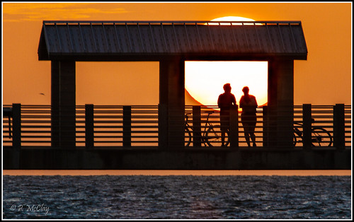 fortdesoto pier sunset sun bikes bikers couple park ocean gulfofmexico water sky orange evening outdoor outside flickr canon eos slr 7d tamron150600 beautiful
