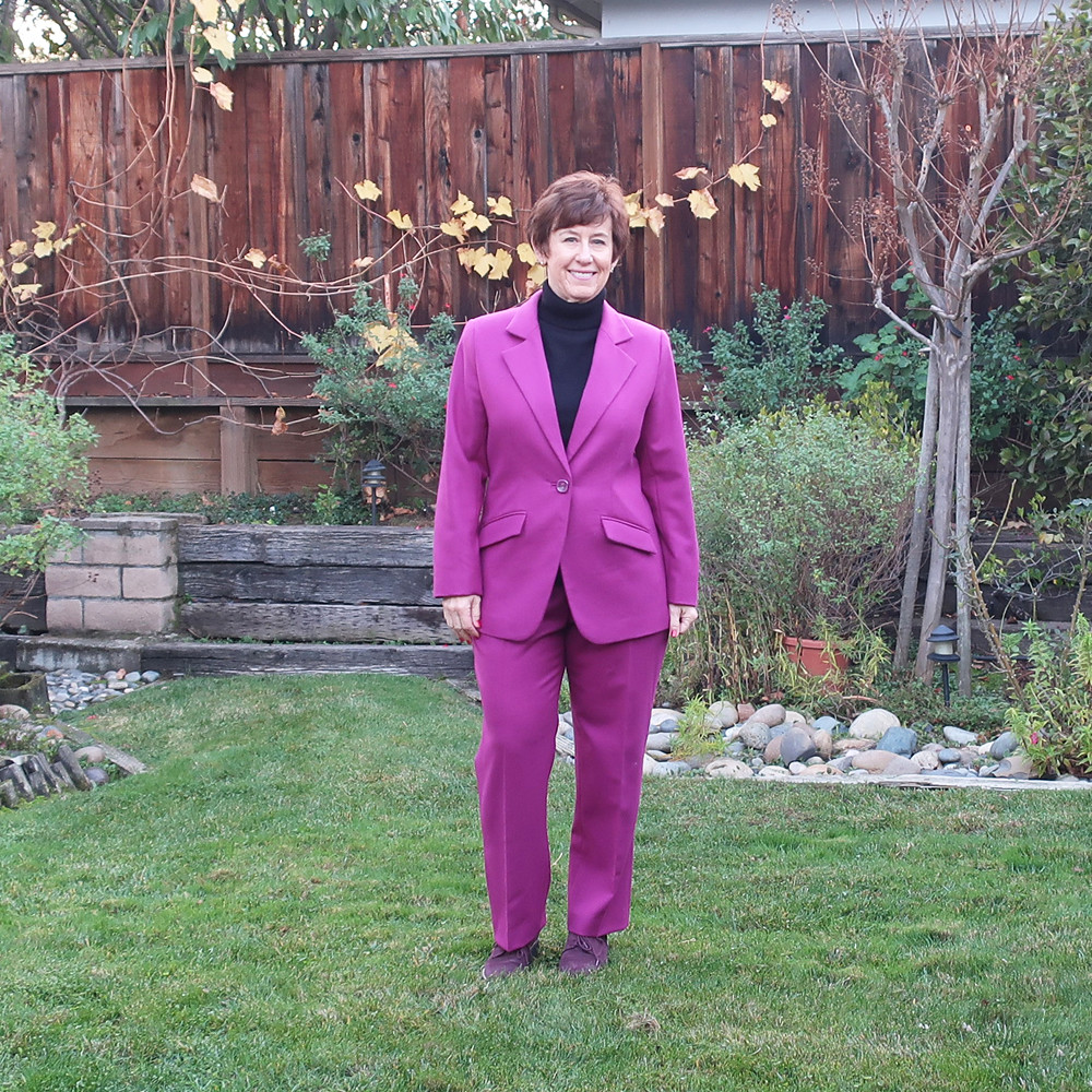 pink suit2