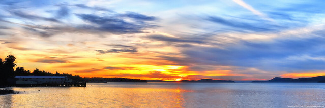 2013-10-05 Sunset Panorama (3072x1024)