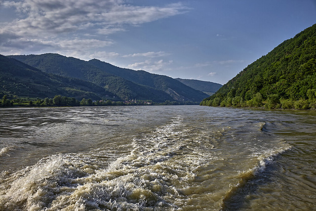 Das Donautal oberhalb von Schwallenbach