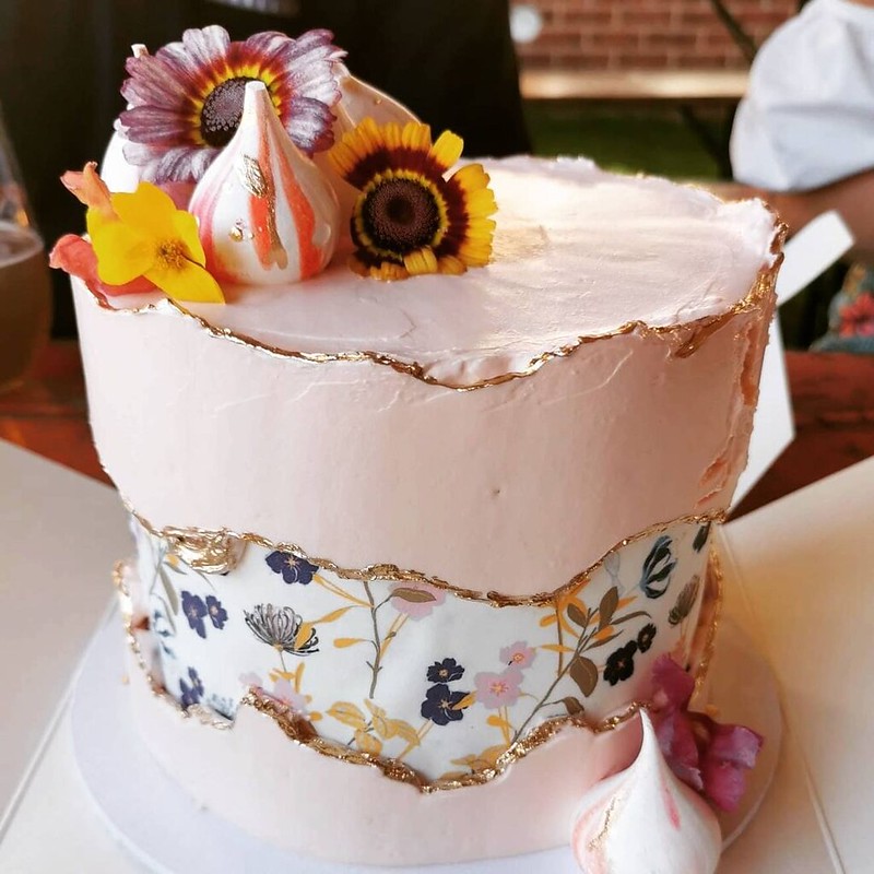 Cake by Fairy Fox Baking