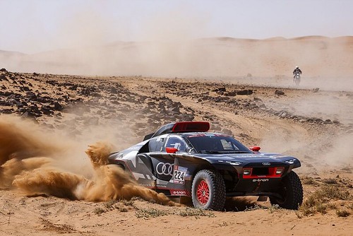 Etapa 8: Ekström dá vitória a Audi e Al-Attiyah treme