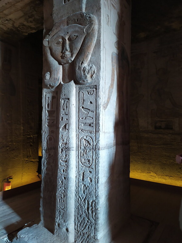 Templo Nefertari abu Simbel