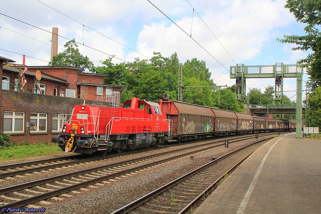 Db 265 017 mit gemischten Güterzug